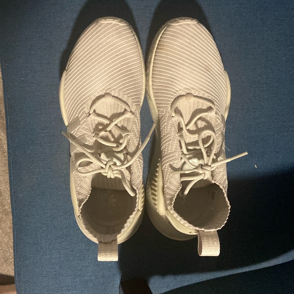 Super cute adidas tan/creamy shoe!!!